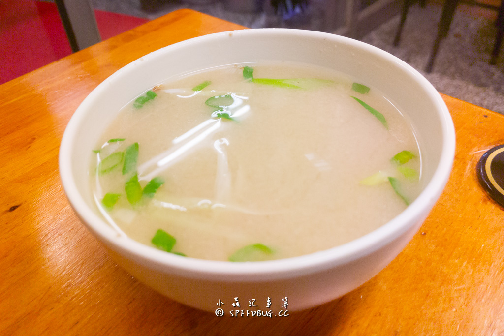 南華中日複合料理　味噌湯