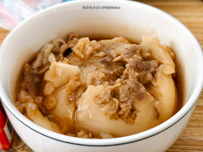 高雄美食,古早味碗粿土魠魚羹,土魠魚羹, 前鎮美食, 碗粿, 土魠魚羹, 高雄早餐, 民權二路美食, 古早味, 在地美食, 排隊美食, 南部口味, giornalista cibo, travel food